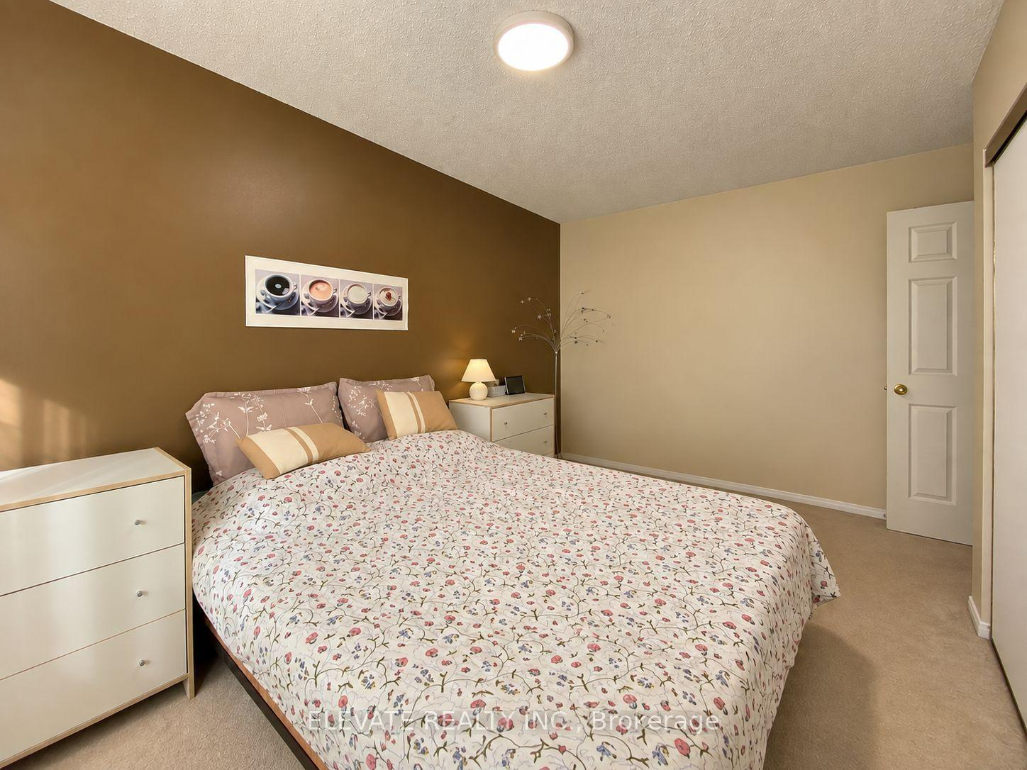 Photo 14 of 1395 Ferncliff Circle, Pickering, Liverpool — HOMEH