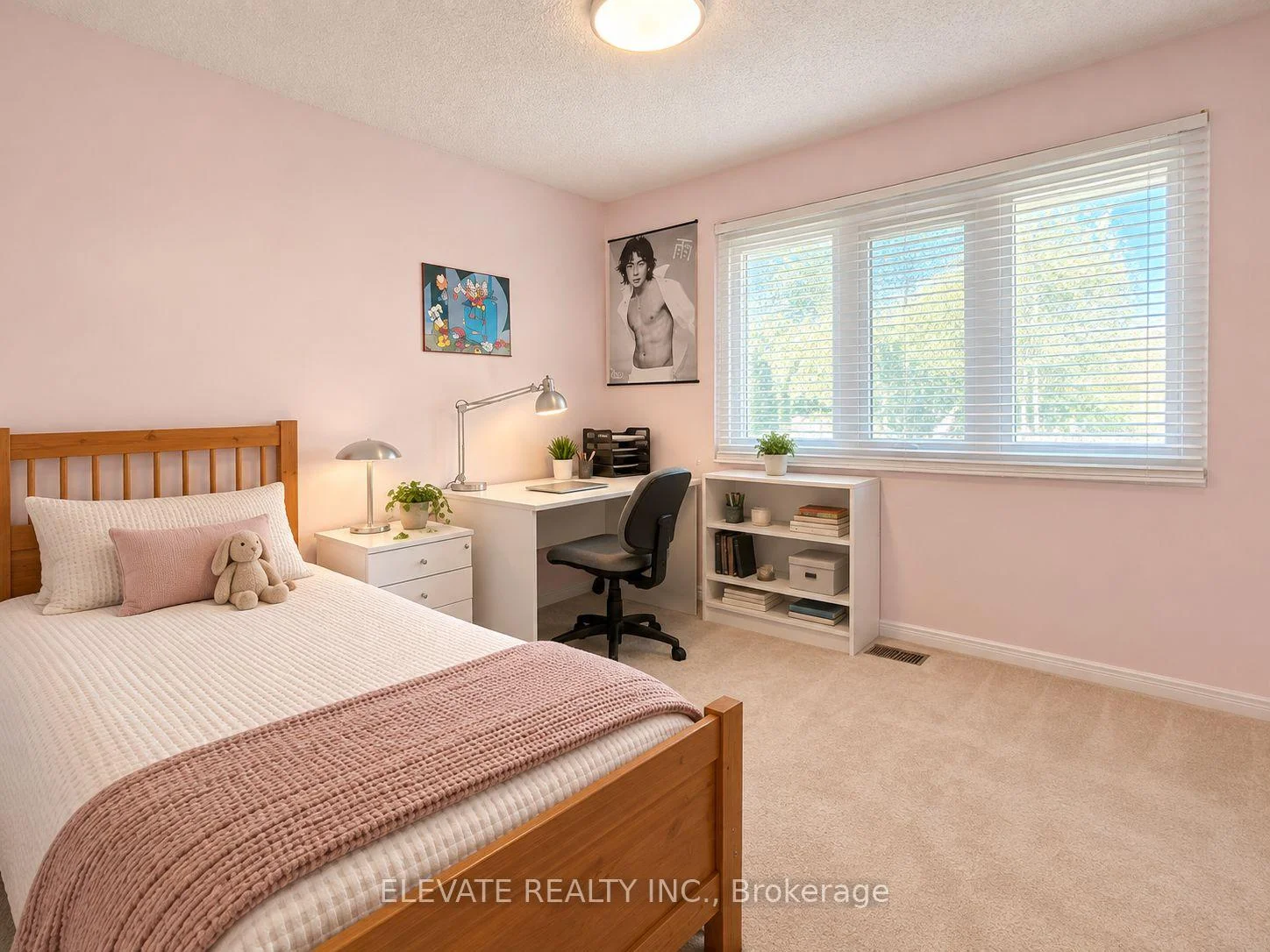 Photo 12 of 1395 Ferncliff Circle, Pickering, Liverpool — HOMEH
