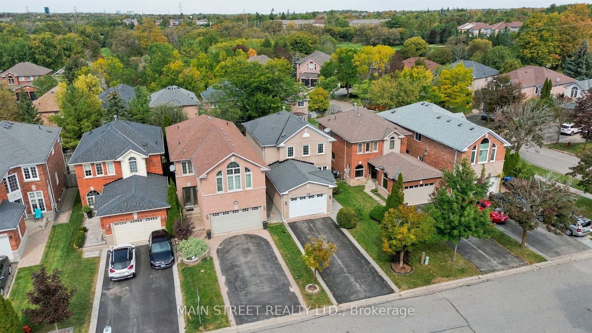 Photo 2 of 130 Rush Road, Aurora, Bayview Wellington — HOMEH