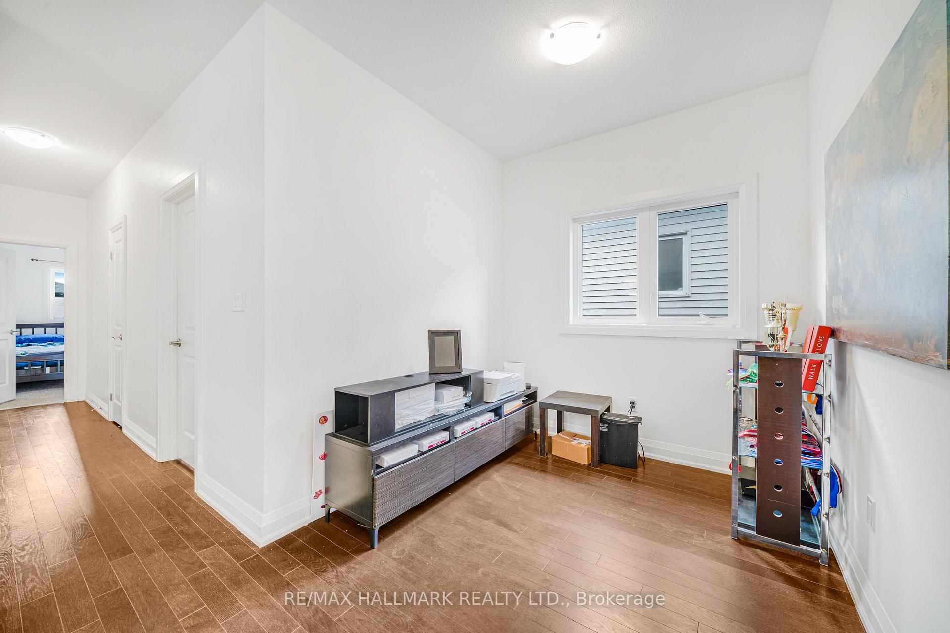 Photo 13 of 7249 Parkside Road, Niagara Falls, Brown — HOMEH