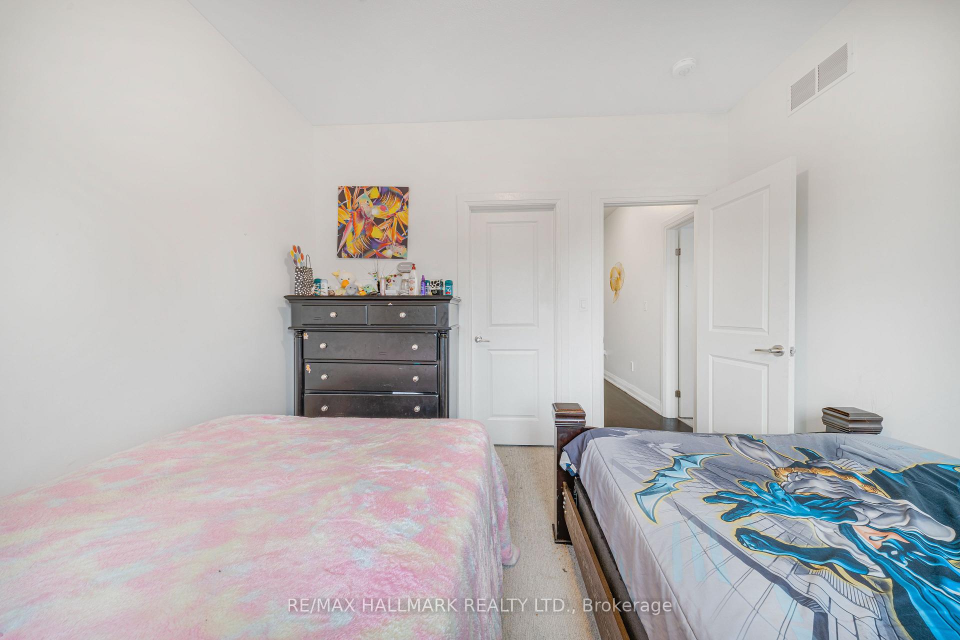 Photo 21 of 7249 Parkside Road, Niagara Falls, Brown — HOMEH