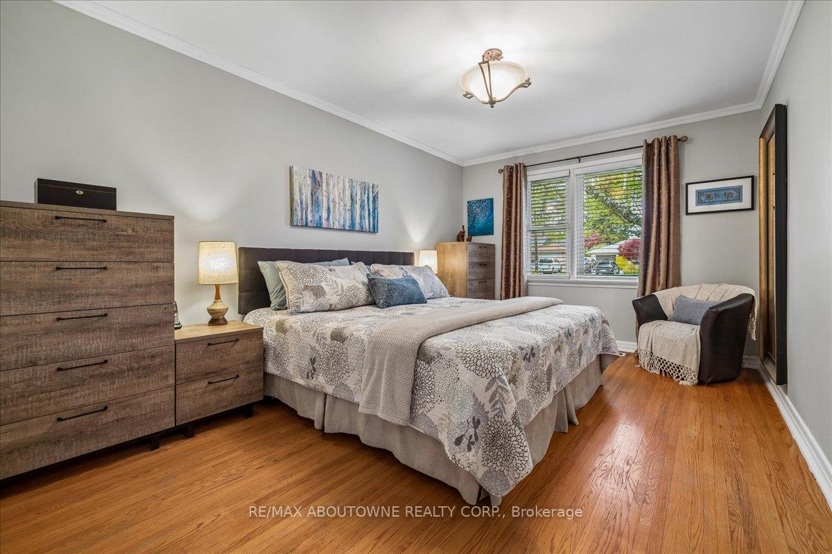 Photo 16 of 316 River Side Drive, Oakville, Central — HOMEH