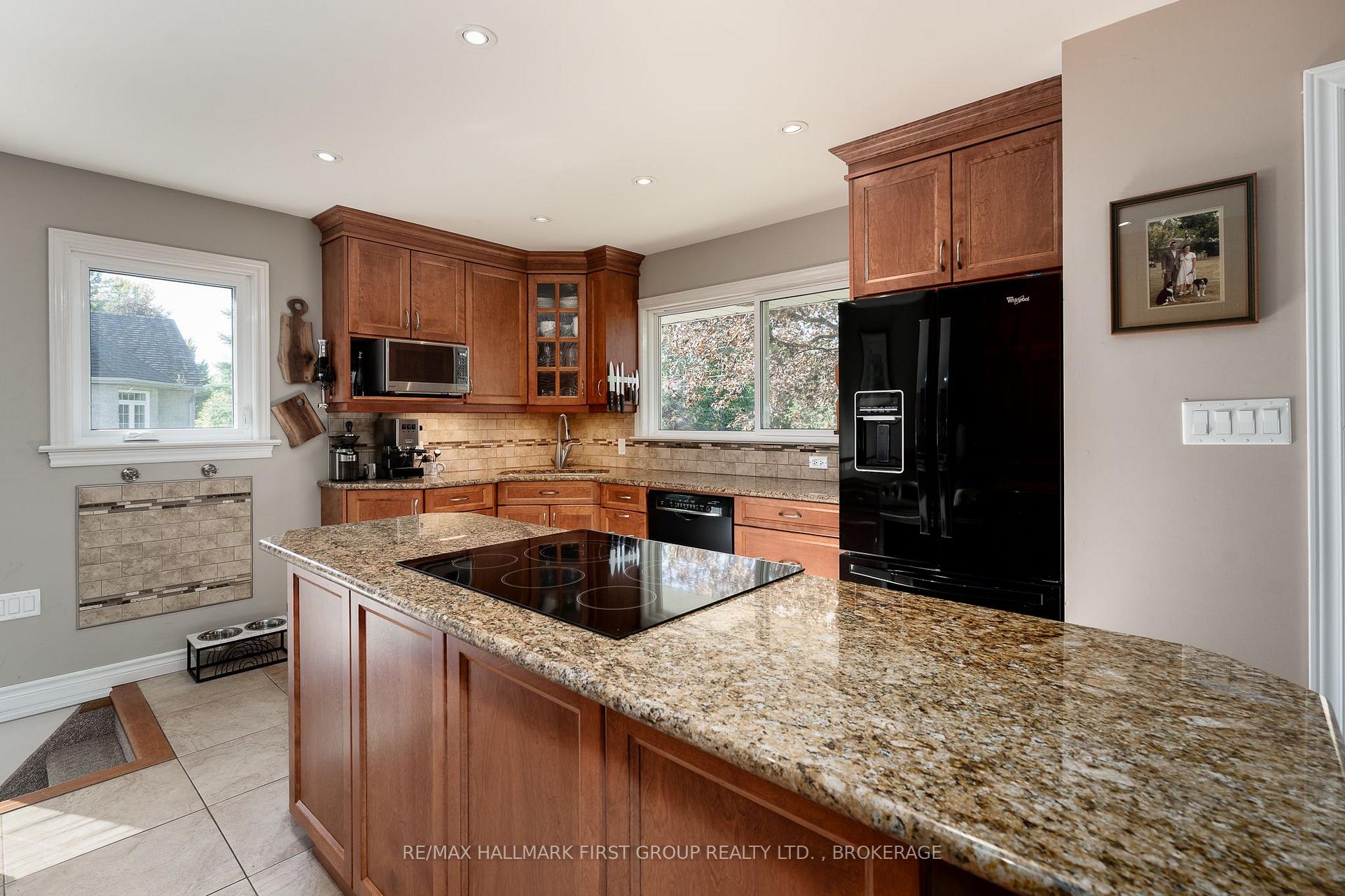 Photo 4 of 487 Coronation Boulevard, Kingston, South of Taylor-Kidd Blvd — HOMEH