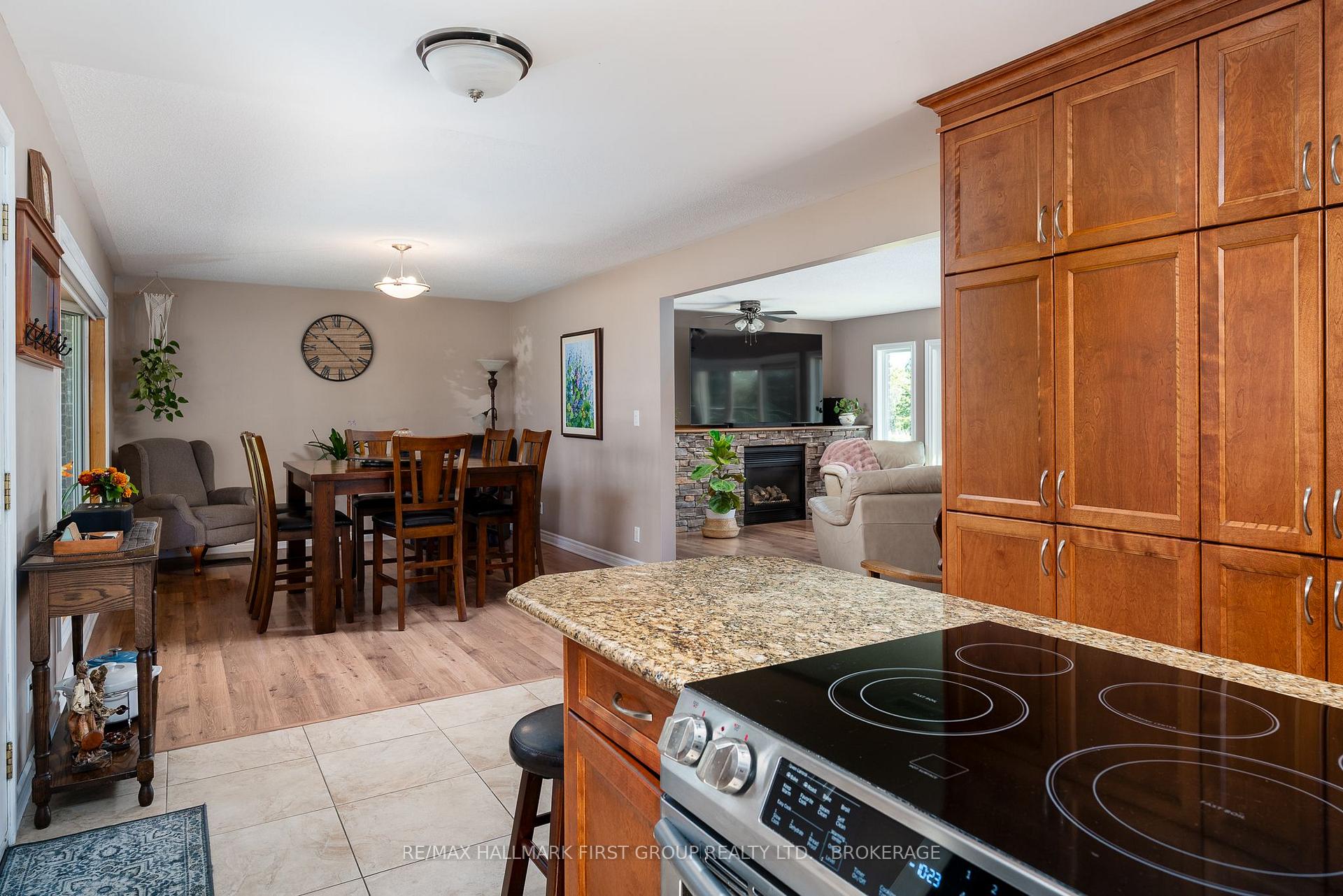 Photo 10 of 487 Coronation Boulevard, Kingston, South of Taylor-Kidd Blvd — HOMEH