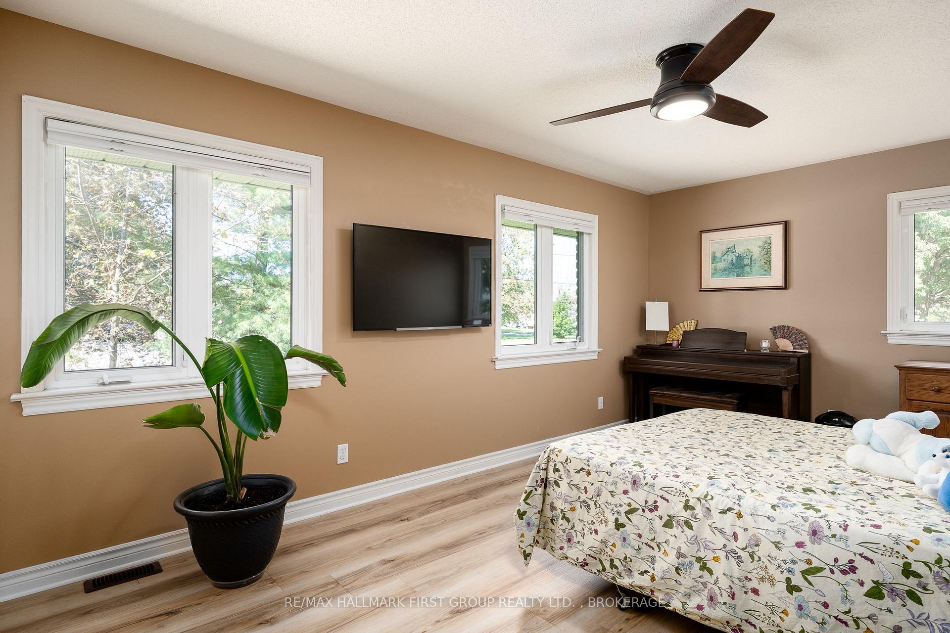 Photo 21 of 487 Coronation Boulevard, Kingston, South of Taylor-Kidd Blvd — HOMEH