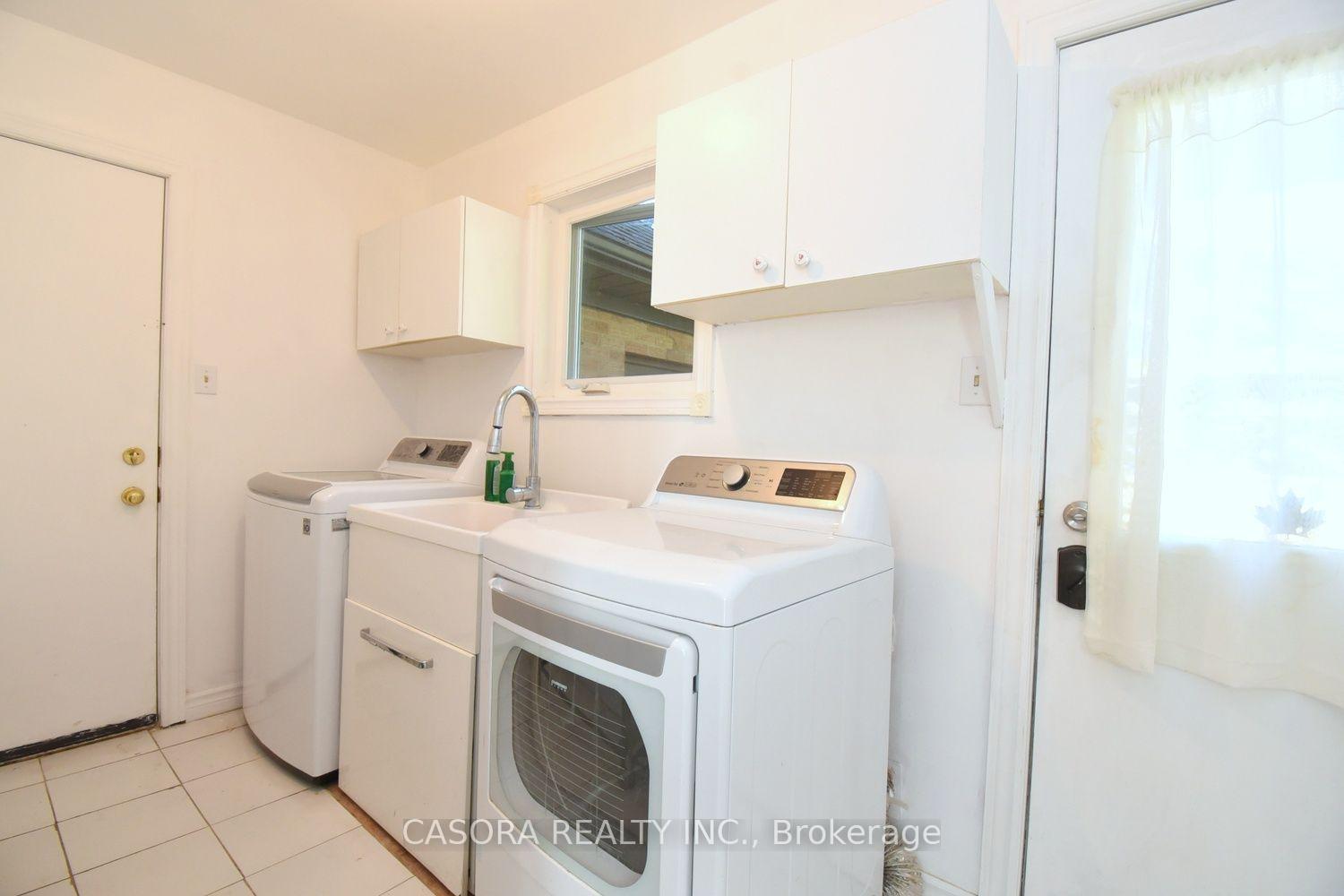 Photo 45 of 110 Citation Crescent, Hamilton, Meadowlands — HOMEH