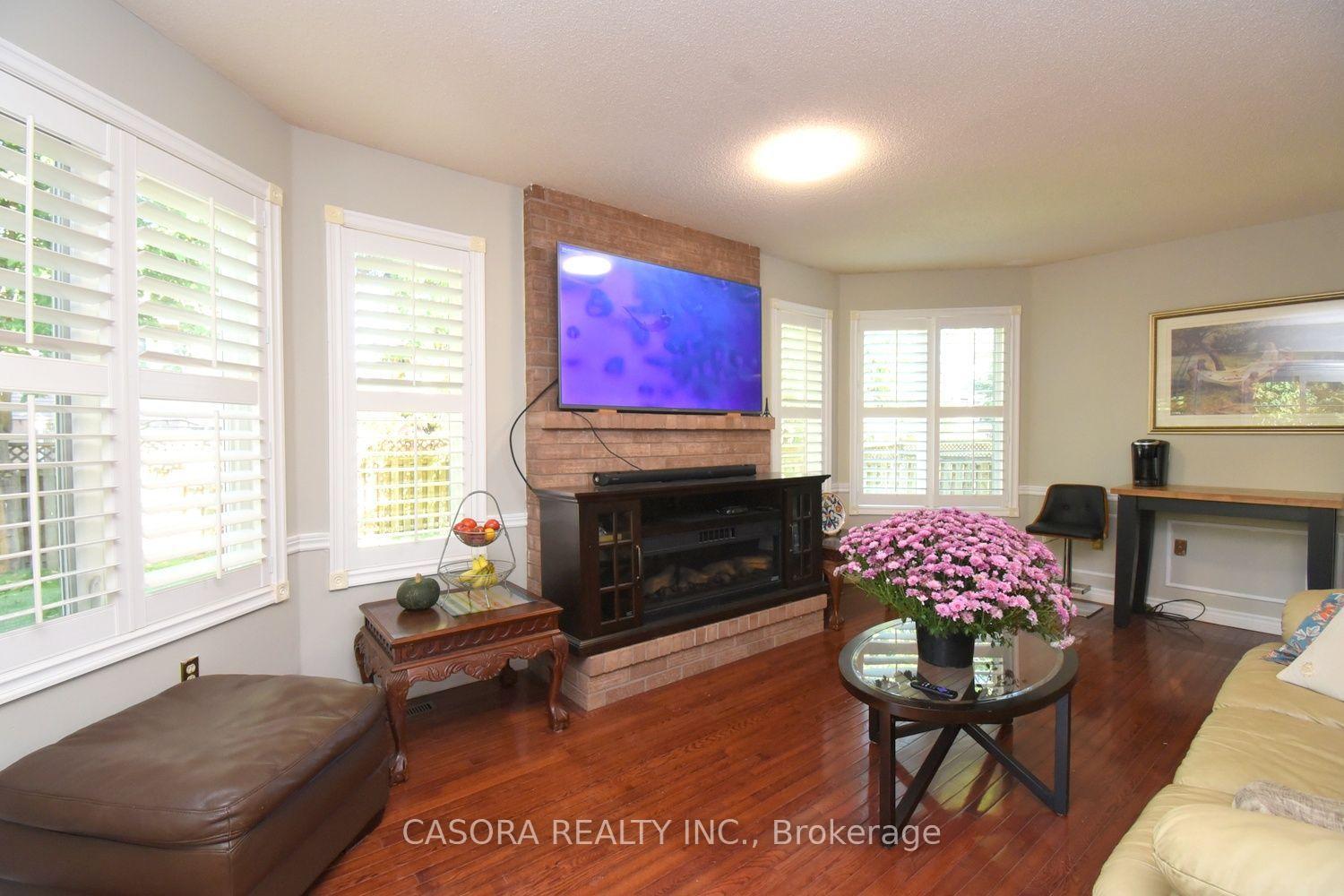 Photo 48 of 110 Citation Crescent, Hamilton, Meadowlands — HOMEH