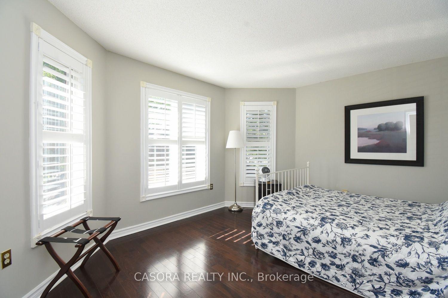 Photo 54 of 110 Citation Crescent, Hamilton, Meadowlands — HOMEH