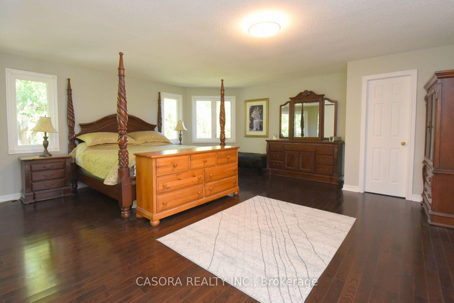 Photo 55 of 110 Citation Crescent, Hamilton, Meadowlands — HOMEH