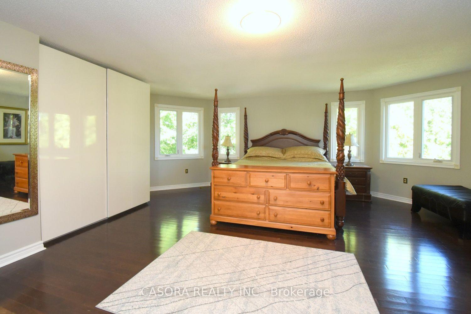 Photo 56 of 110 Citation Crescent, Hamilton, Meadowlands — HOMEH