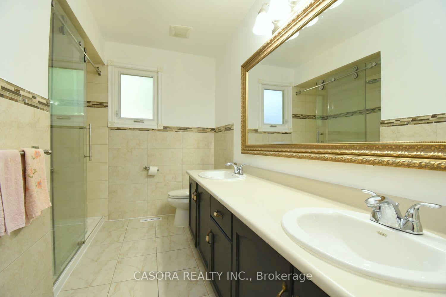 Photo 61 of 110 Citation Crescent, Hamilton, Meadowlands — HOMEH