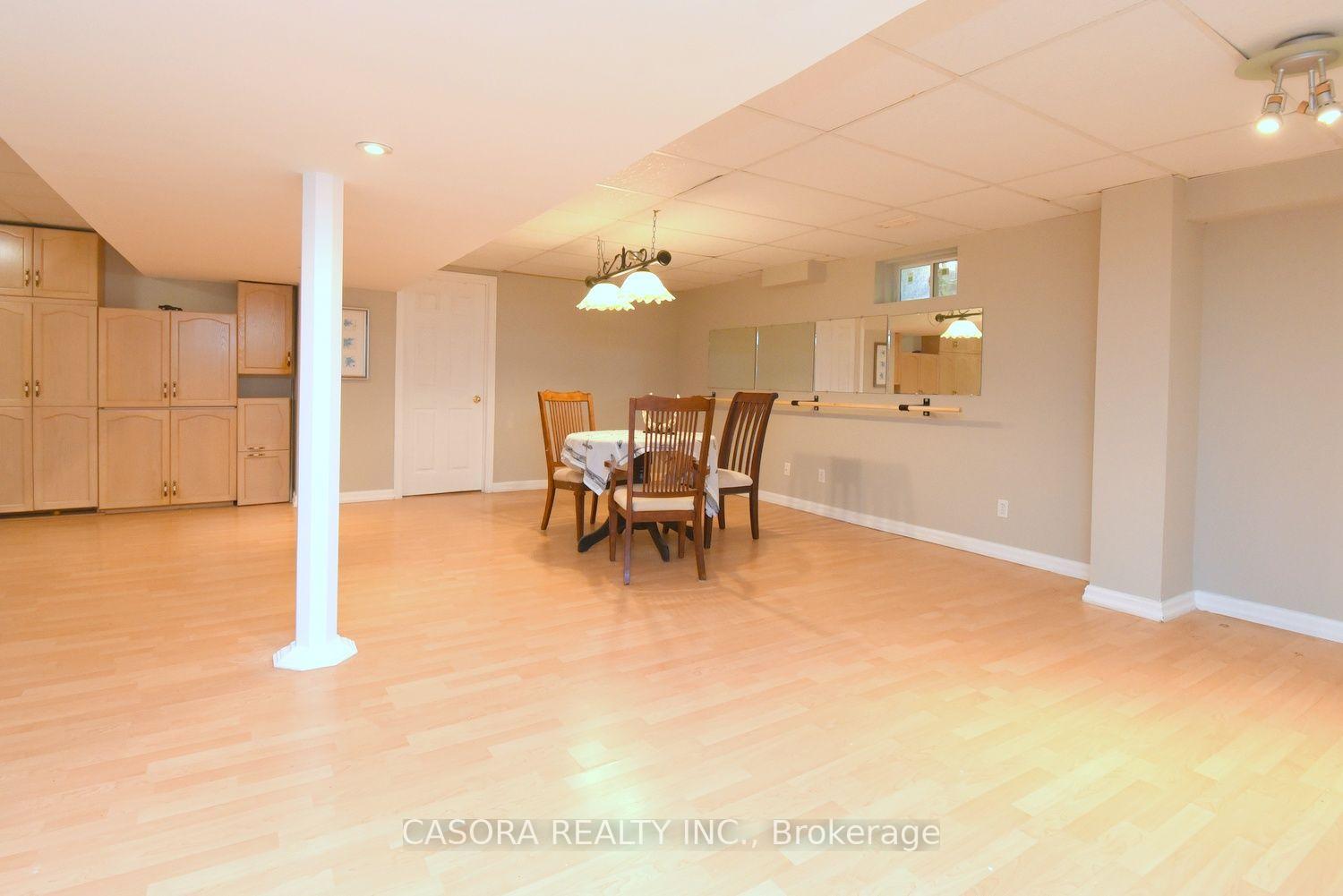 Photo 68 of 110 Citation Crescent, Hamilton, Meadowlands — HOMEH