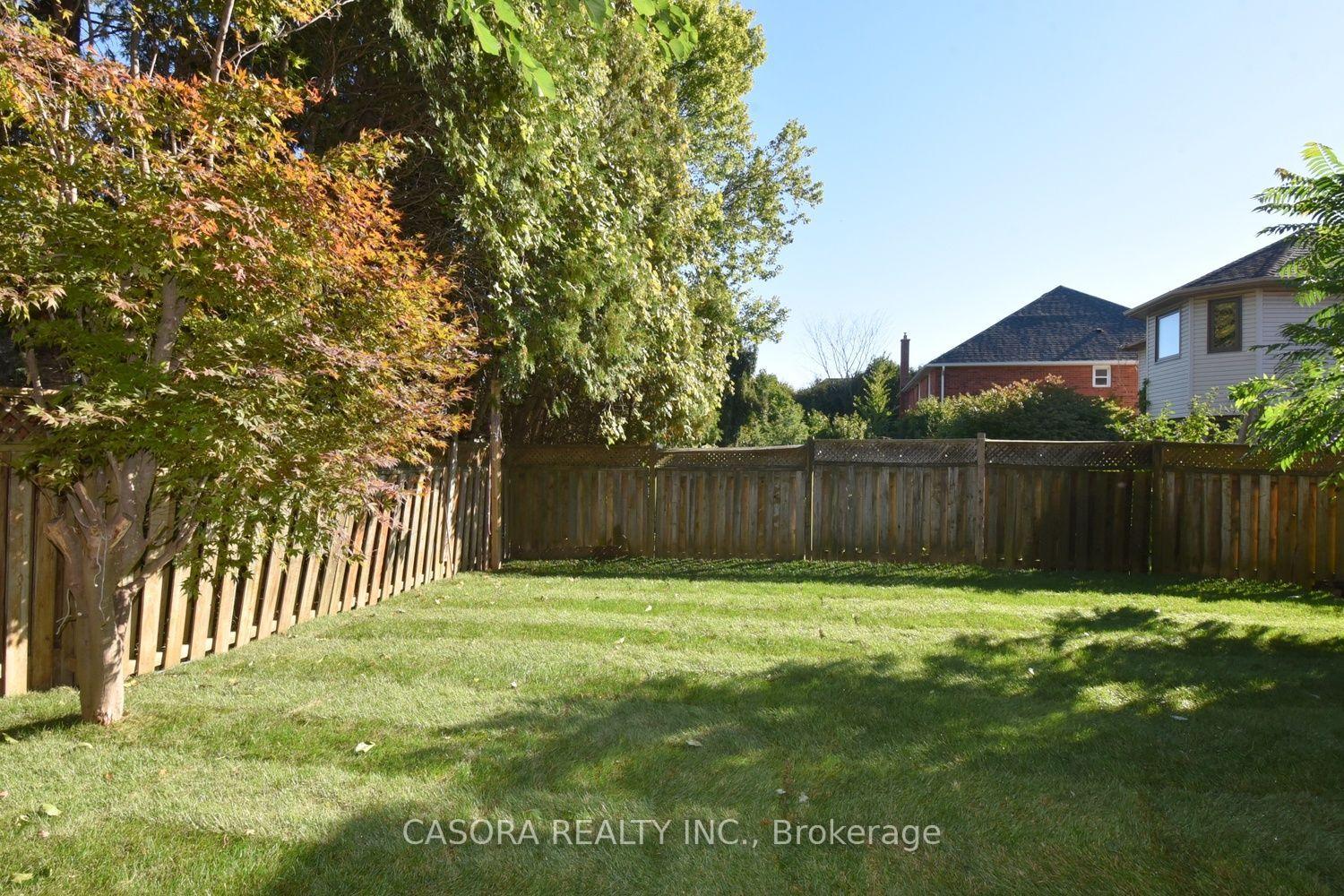 Photo 75 of 110 Citation Crescent, Hamilton, Meadowlands — HOMEH