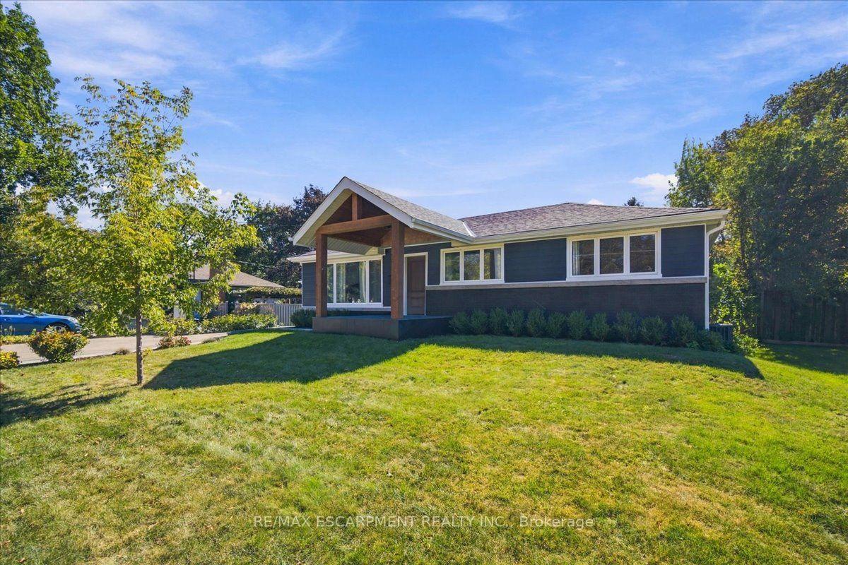Photo 4 of 38 Enmore Avenue, Hamilton, Ancaster — HOMEH