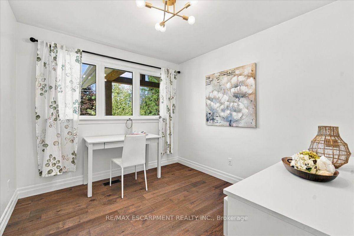 Photo 27 of 38 Enmore Avenue, Hamilton, Ancaster — HOMEH