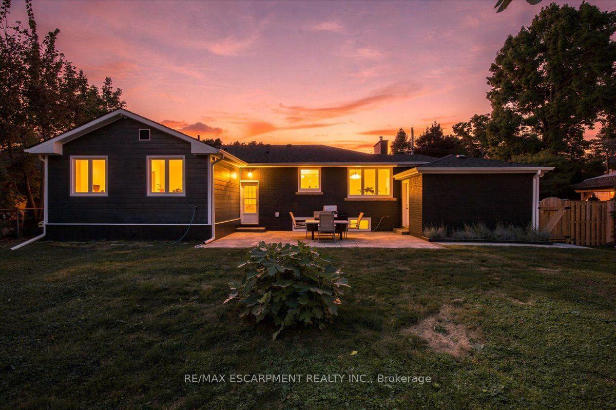 Photo 41 of 38 Enmore Avenue, Hamilton, Ancaster — HOMEH