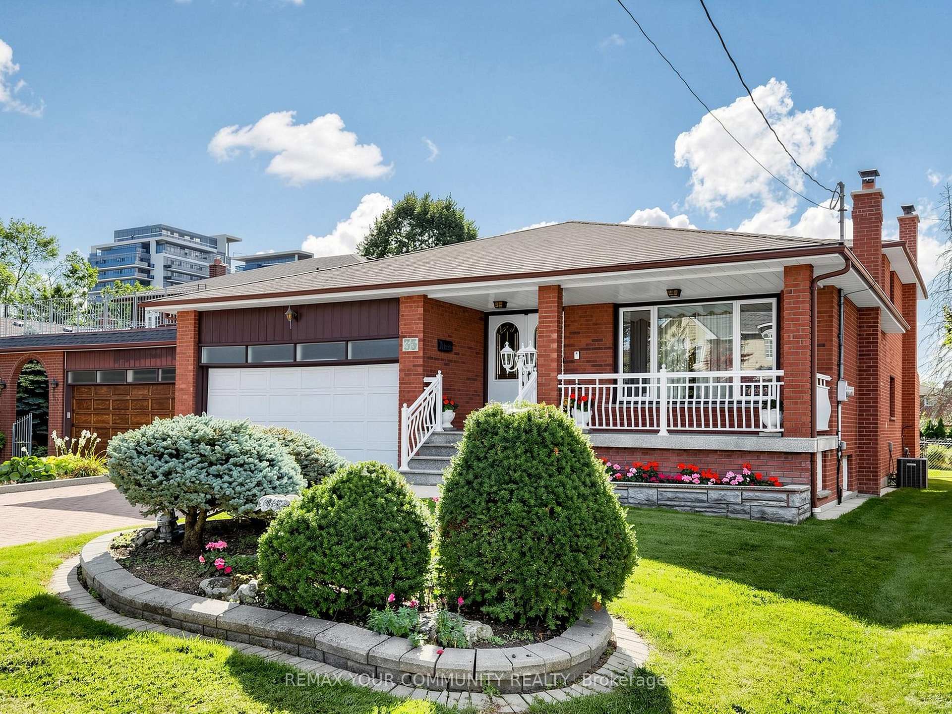 Photo 2 of 35 May Avenue, Richmond Hill, North Richvale — HOMEH