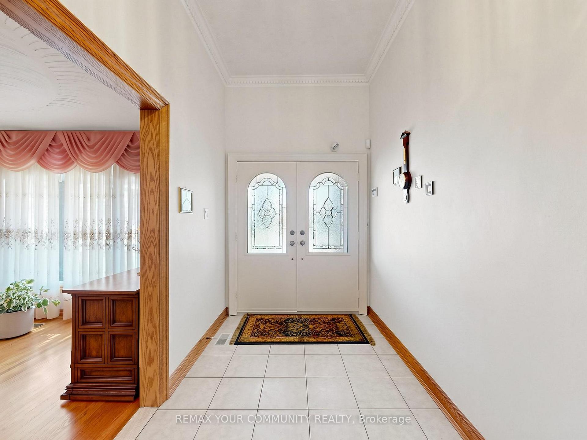 Photo 3 of 35 May Avenue, Richmond Hill, North Richvale — HOMEH