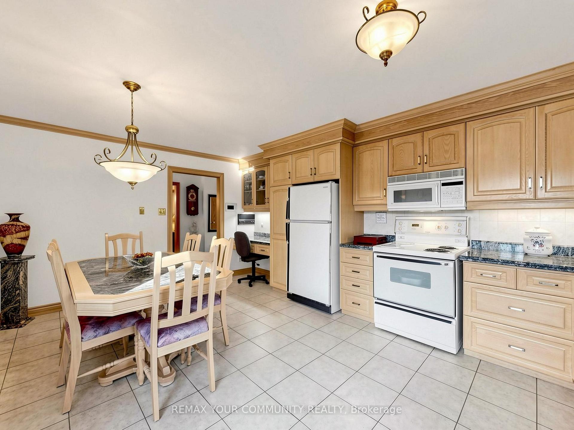 Photo 13 of 35 May Avenue, Richmond Hill, North Richvale — HOMEH