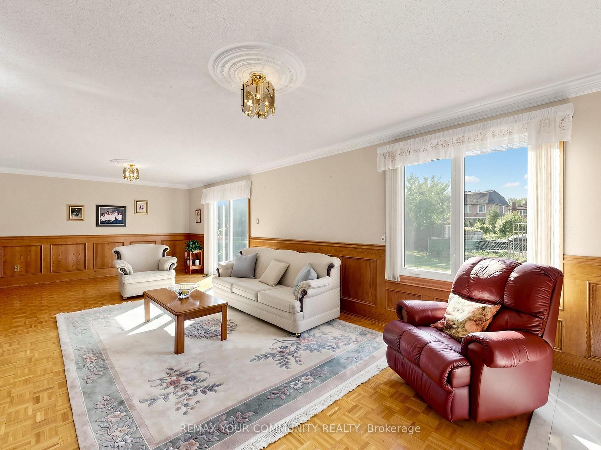 Photo 15 of 35 May Avenue, Richmond Hill, North Richvale — HOMEH