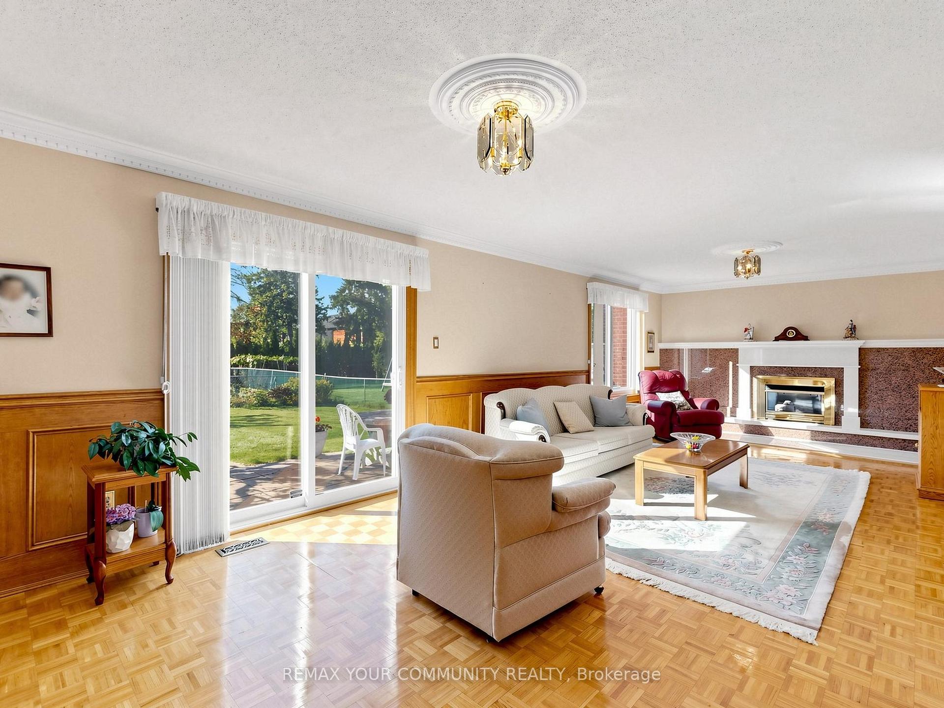 Photo 16 of 35 May Avenue, Richmond Hill, North Richvale — HOMEH
