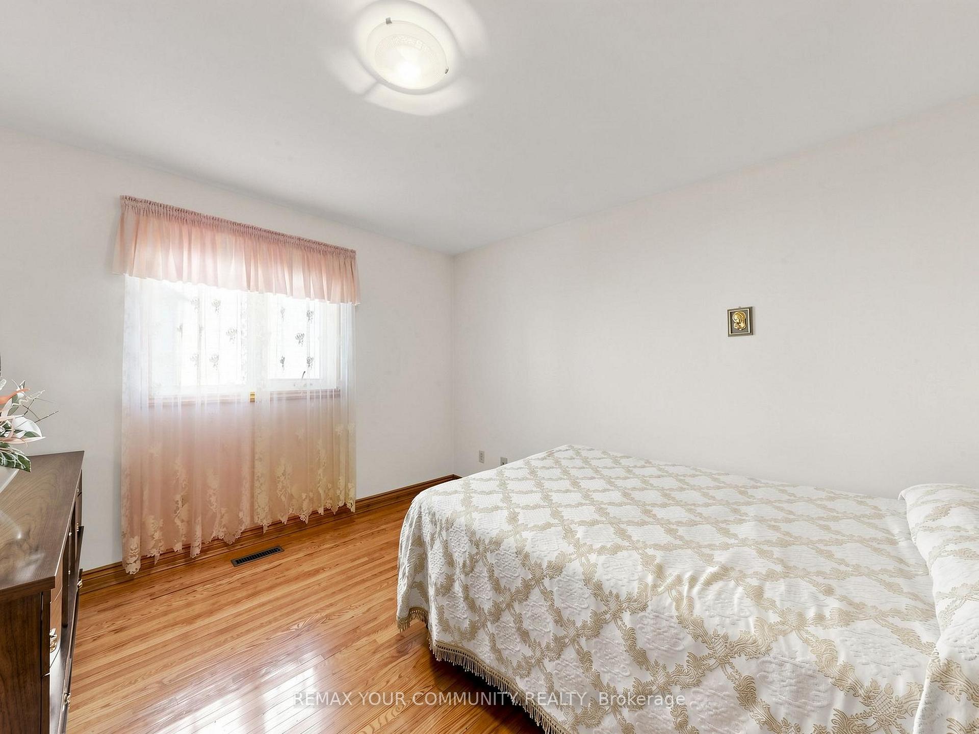 Photo 26 of 35 May Avenue, Richmond Hill, North Richvale — HOMEH