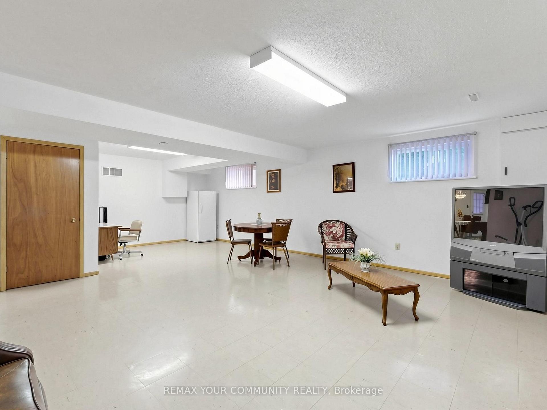 Photo 34 of 35 May Avenue, Richmond Hill, North Richvale — HOMEH