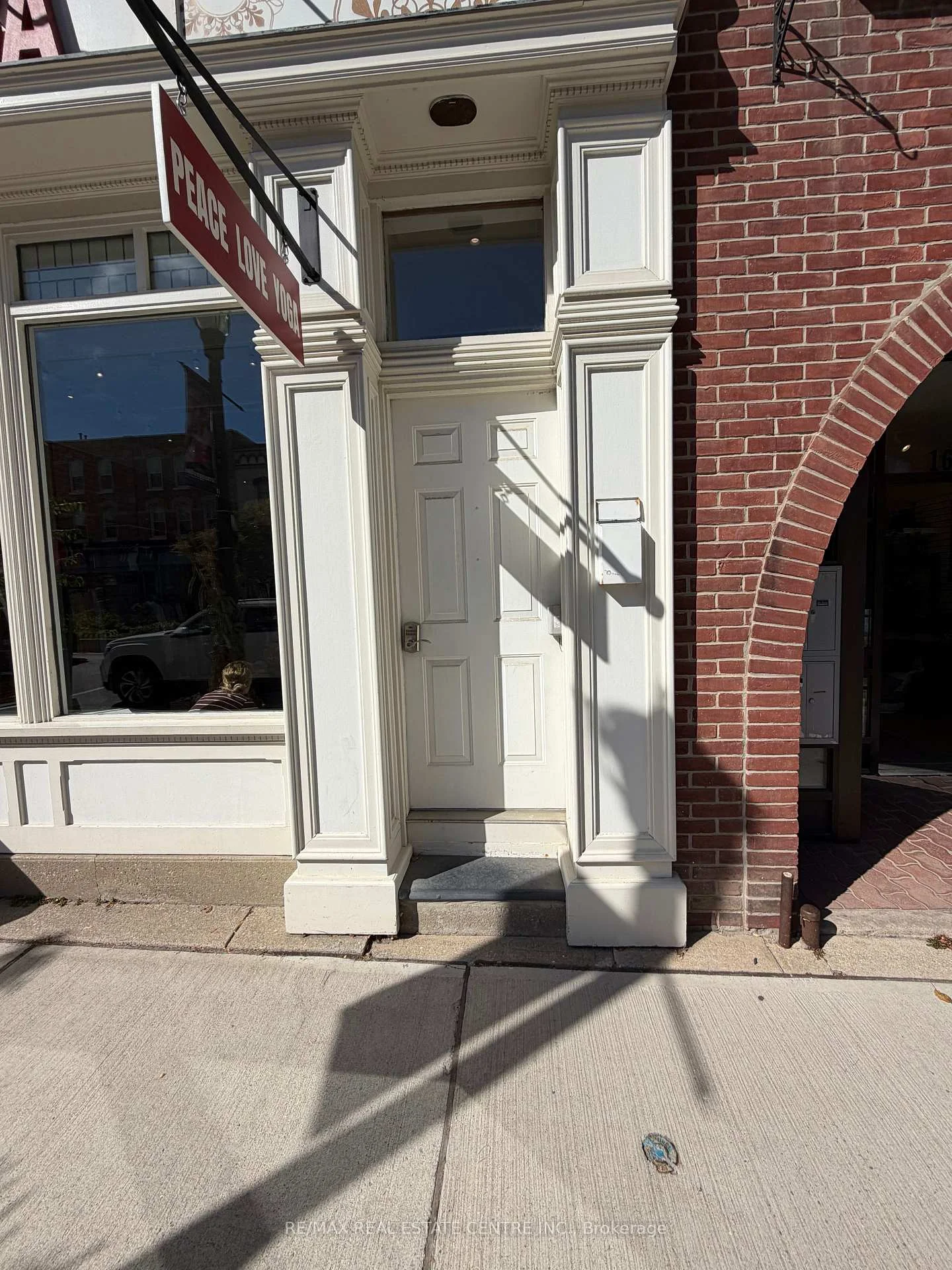 Photo 7 of Unit 3, 167 Broadway, Orangeville — HOMEH