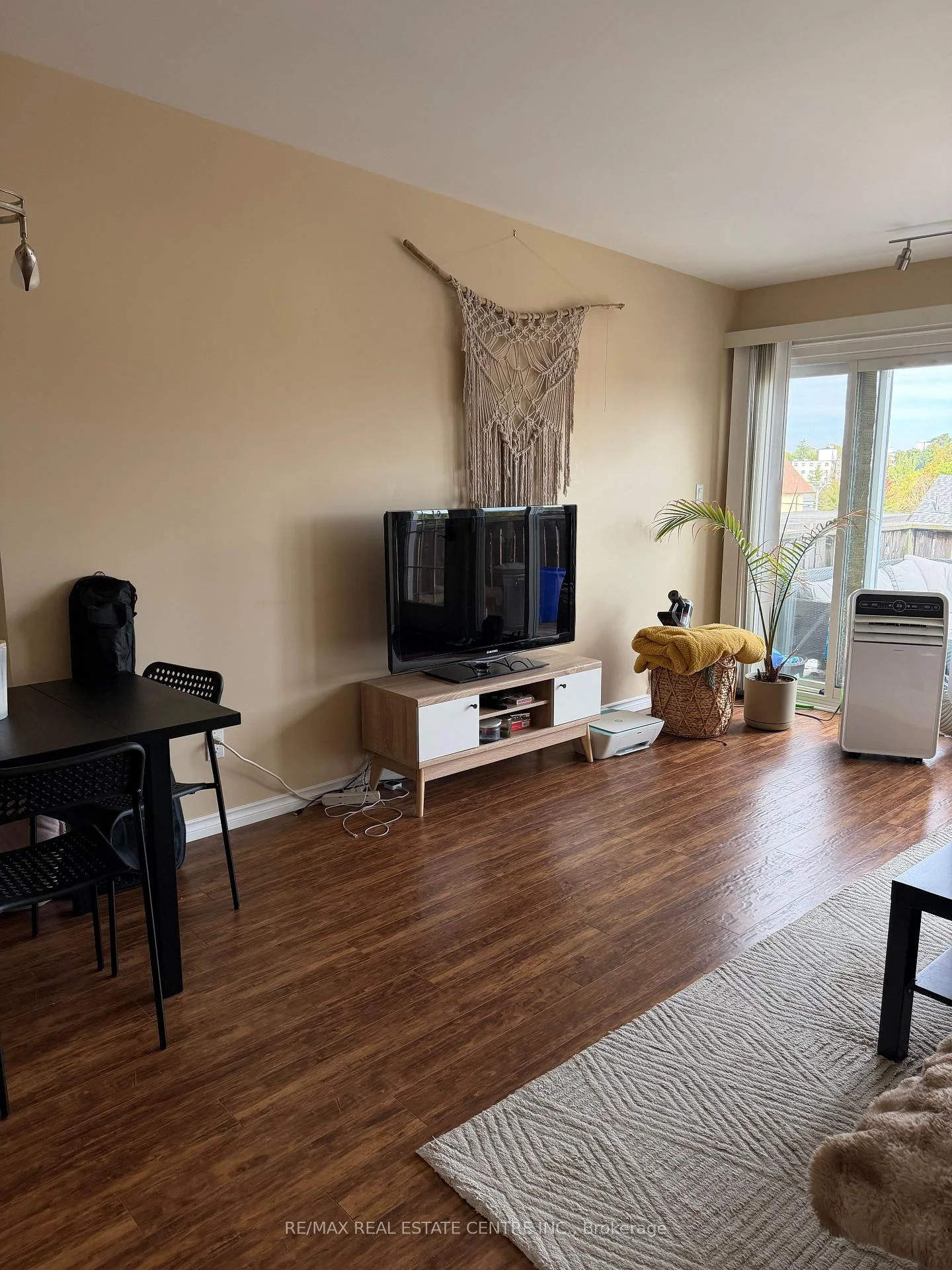 Photo 14 of Unit 3, 167 Broadway, Orangeville — HOMEH
