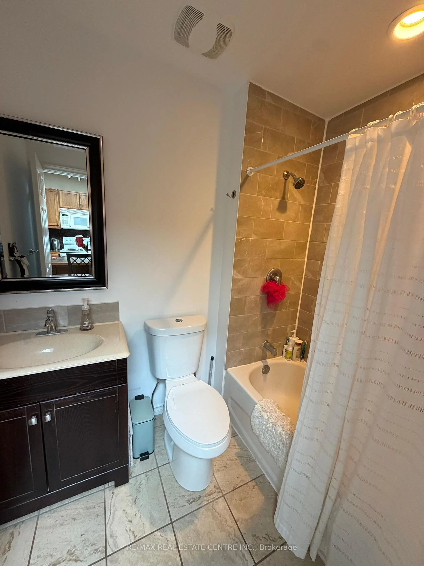 Photo 17 of Unit 3, 167 Broadway, Orangeville — HOMEH