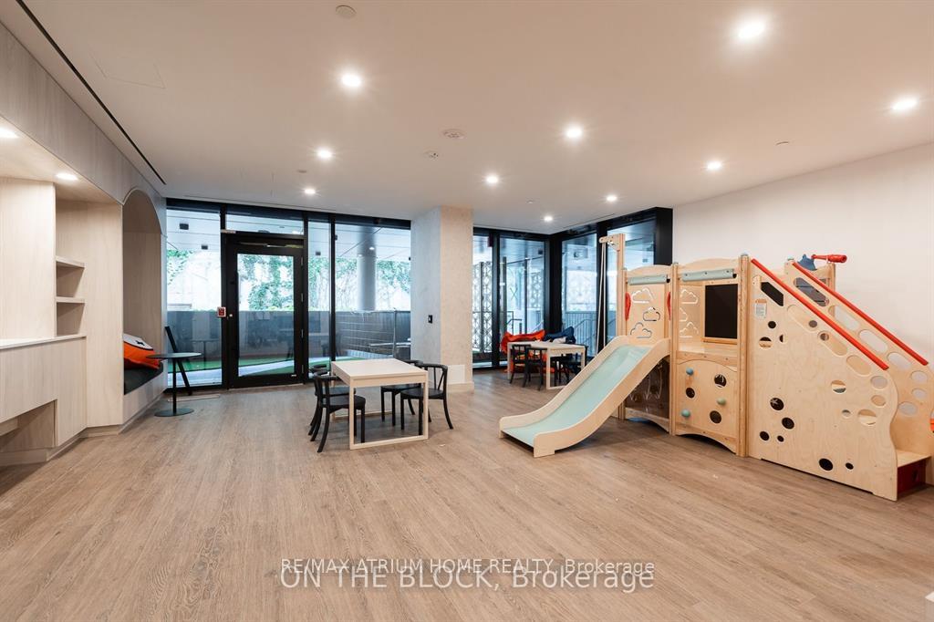 Photo 23 of Unit 1607, 91 Montclair Avenue, Toronto, Forest Hill South — HOMEH