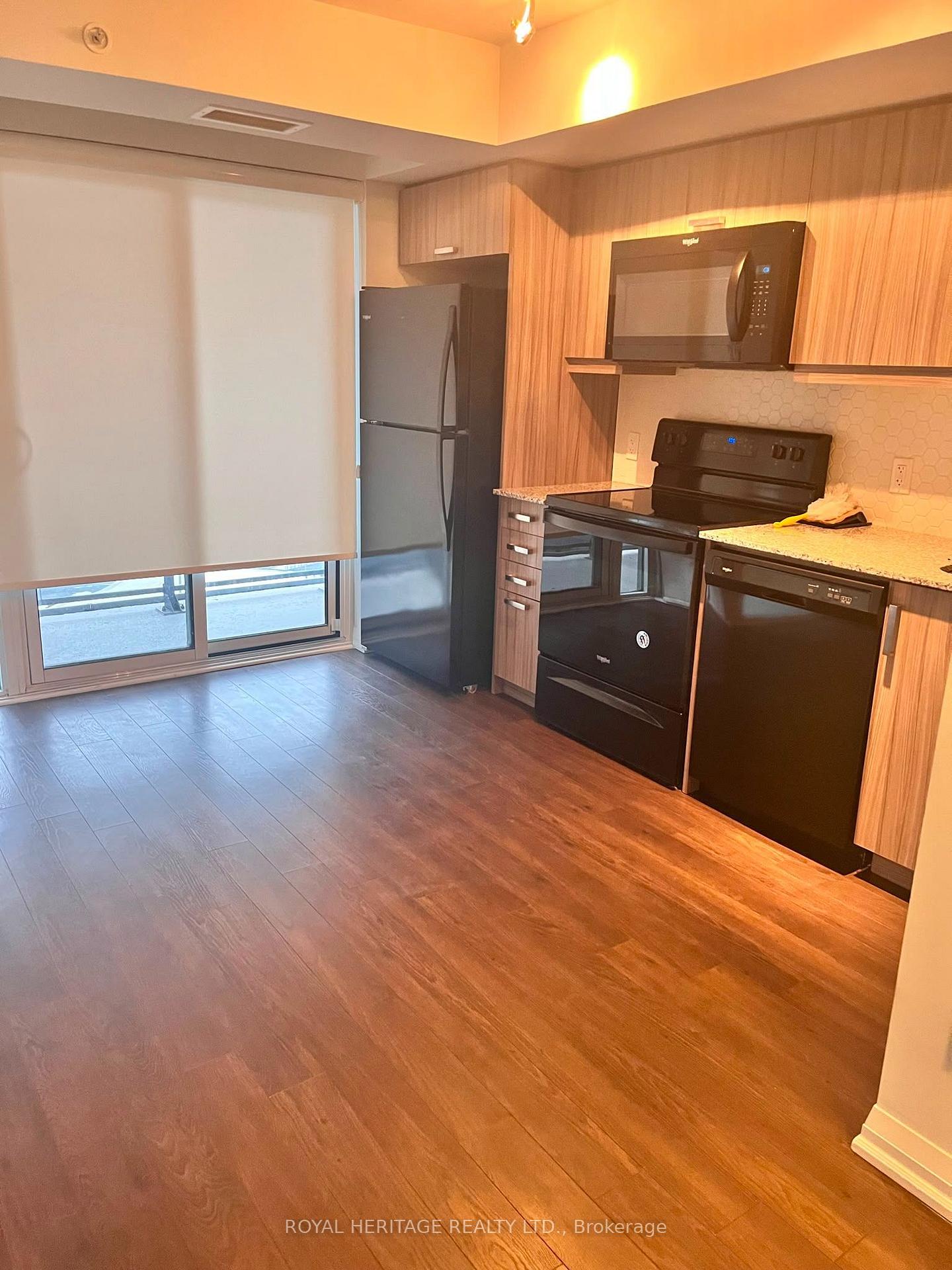 Photo 7 of Unit 502, 30 Meadowglen Place, Scarborough, Woburn — HOMEH
