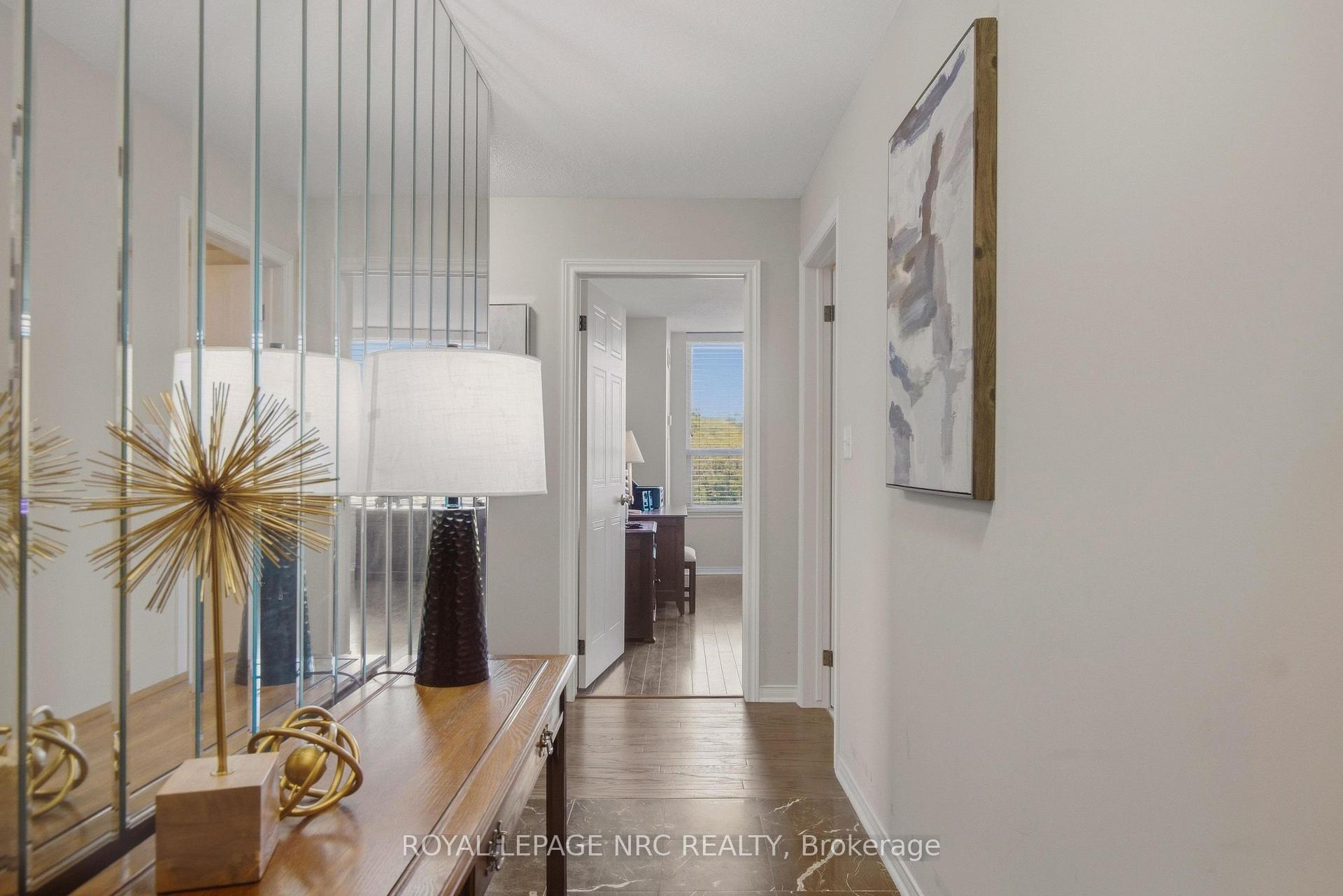Photo 4 of Unit 404, 3 Towering Hts Boulevard, St. Catharines, Glendale/Glenridge — HOMEH