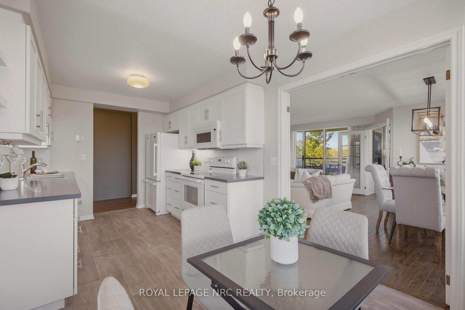 Photo 13 of Unit 404, 3 Towering Hts Boulevard, St. Catharines, Glendale/Glenridge — HOMEH