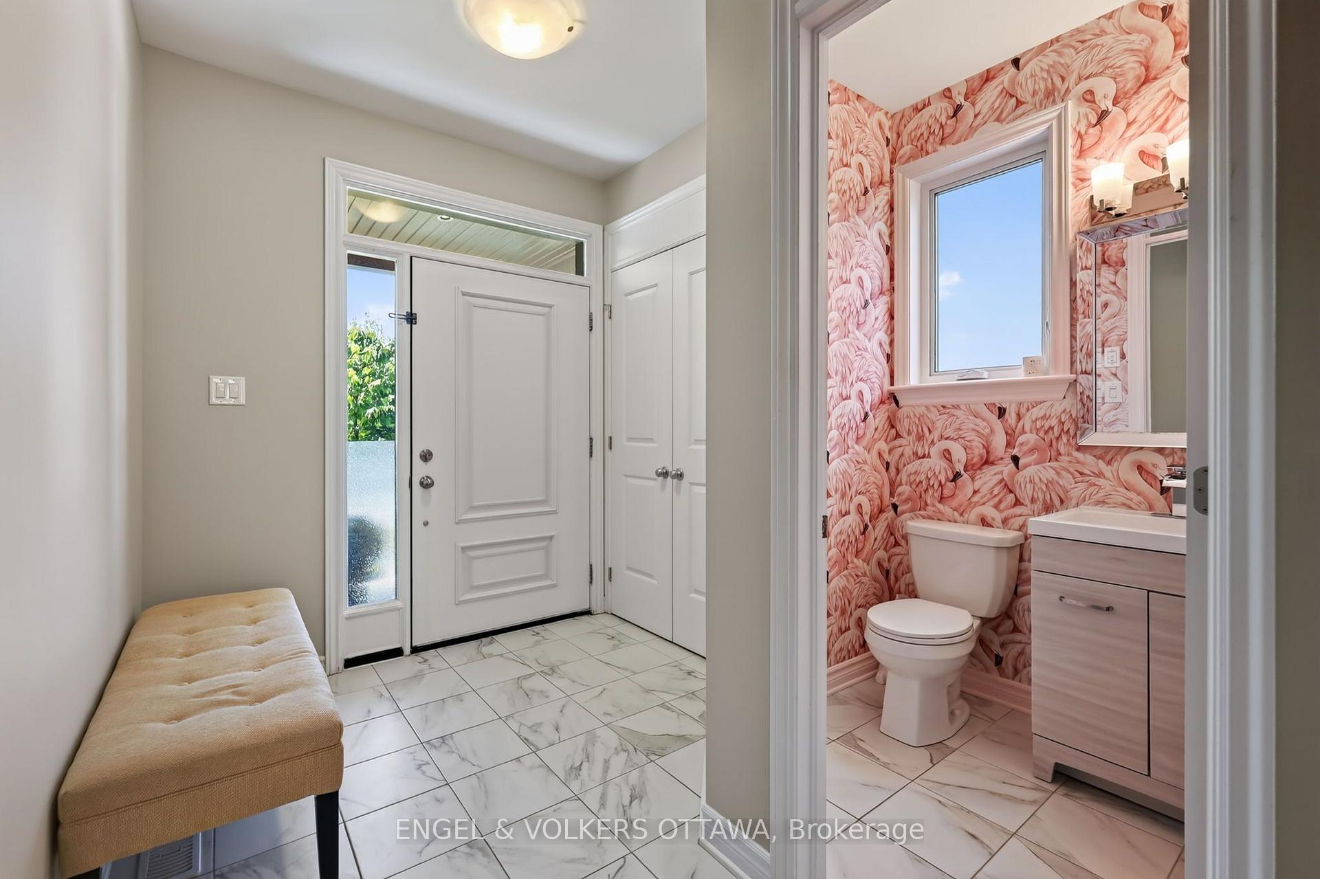 Photo 3 of 715 Bunchberry Way, Ottawa, Blossom Park/Kemp Park/Findlay Creek — HOMEH