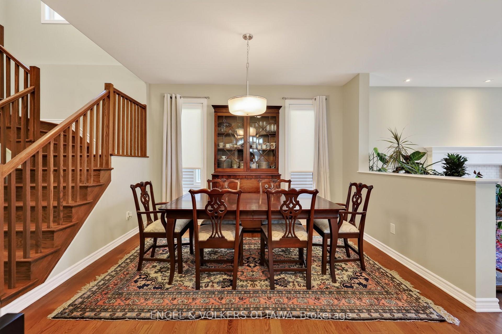 Photo 5 of 715 Bunchberry Way, Ottawa, Blossom Park/Kemp Park/Findlay Creek — HOMEH