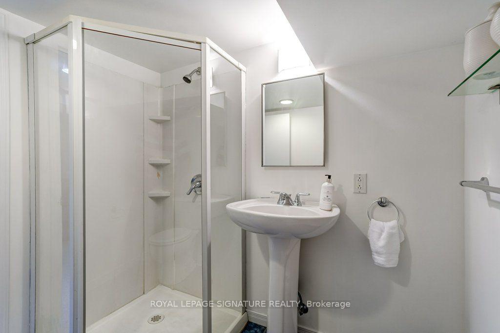 Photo 31 of 355 Wolverleigh Boulevard, Toronto, Danforth — HOMEH