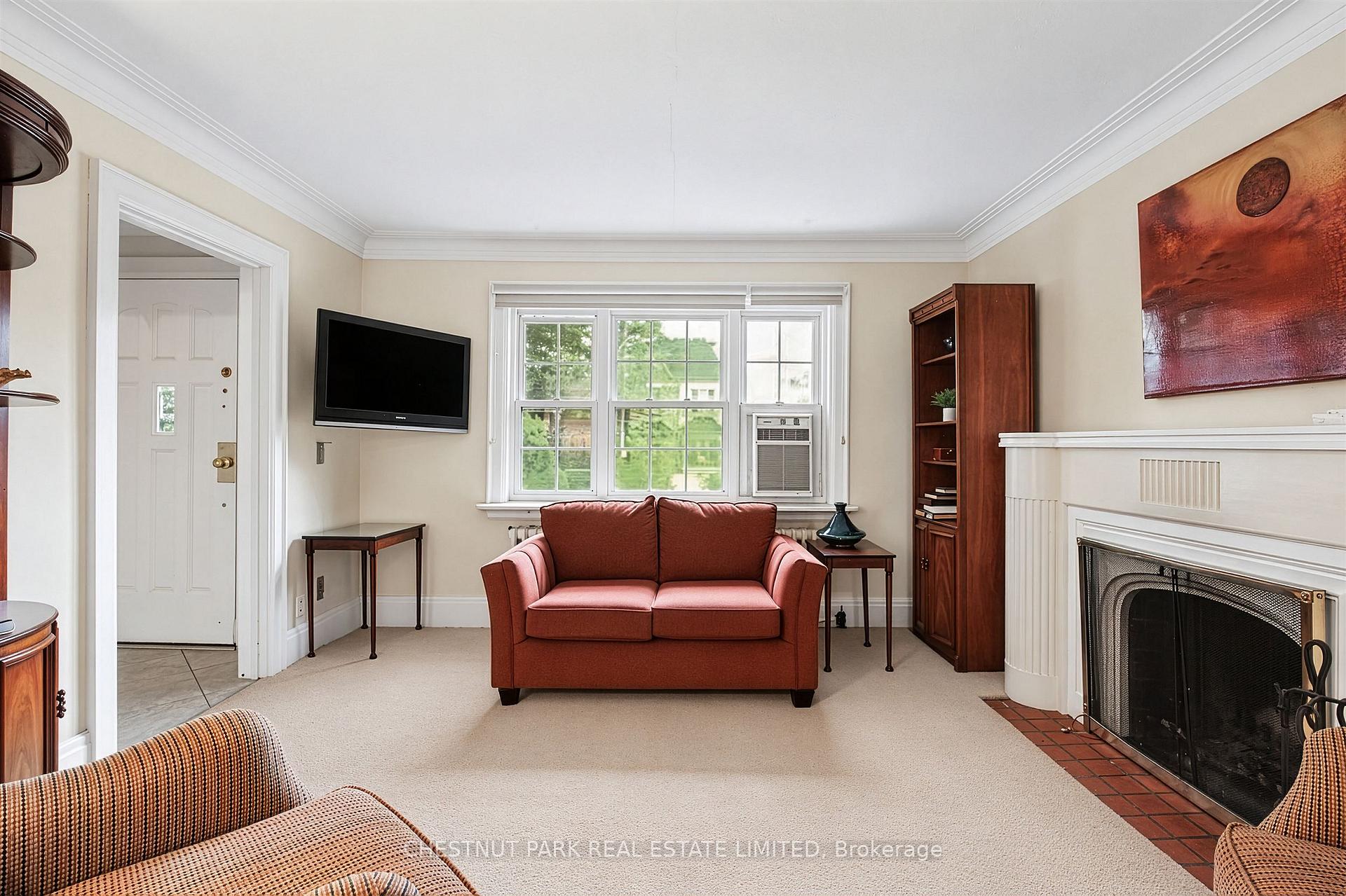 Photo 6 of 336 Fairlawn Avenue, Toronto, Bedford Park-Nortown — HOMEH