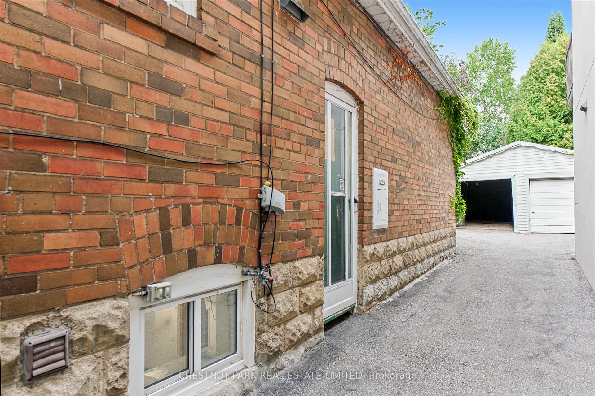 Photo 26 of 336 Fairlawn Avenue, Toronto, Bedford Park-Nortown — HOMEH