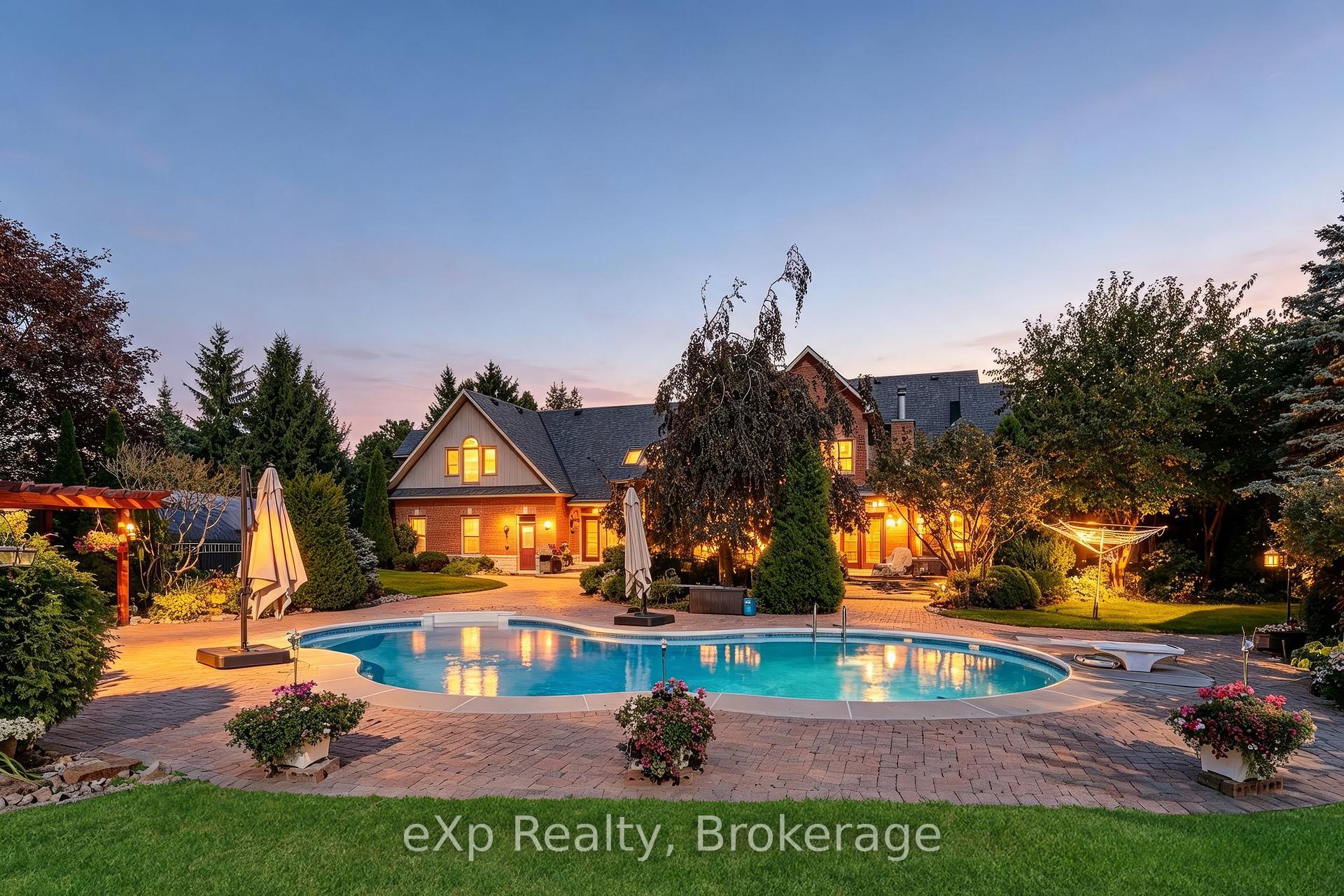 Photo 5 of 7860 Cedarbrook Trail, Whitby, Rural Whitby — HOMEH