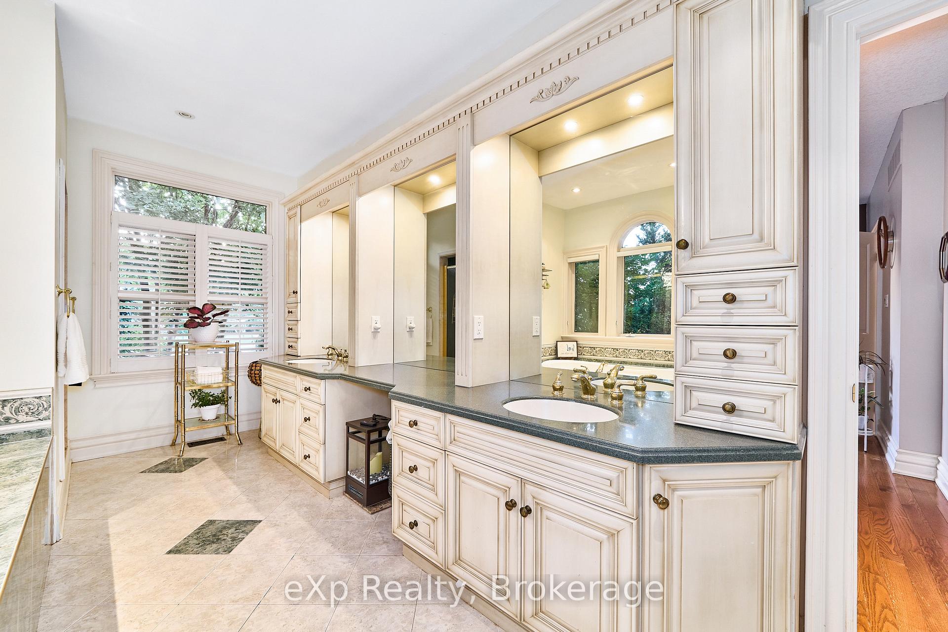 Photo 57 of 7860 Cedarbrook Trail, Whitby, Rural Whitby — HOMEH