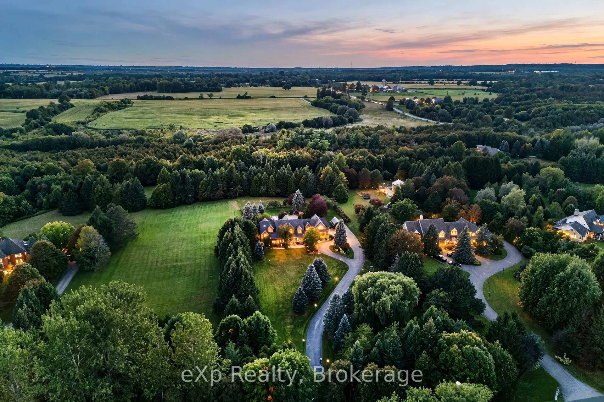 Photo 9 of 7860 Cedarbrook Trail, Whitby, Rural Whitby — HOMEH