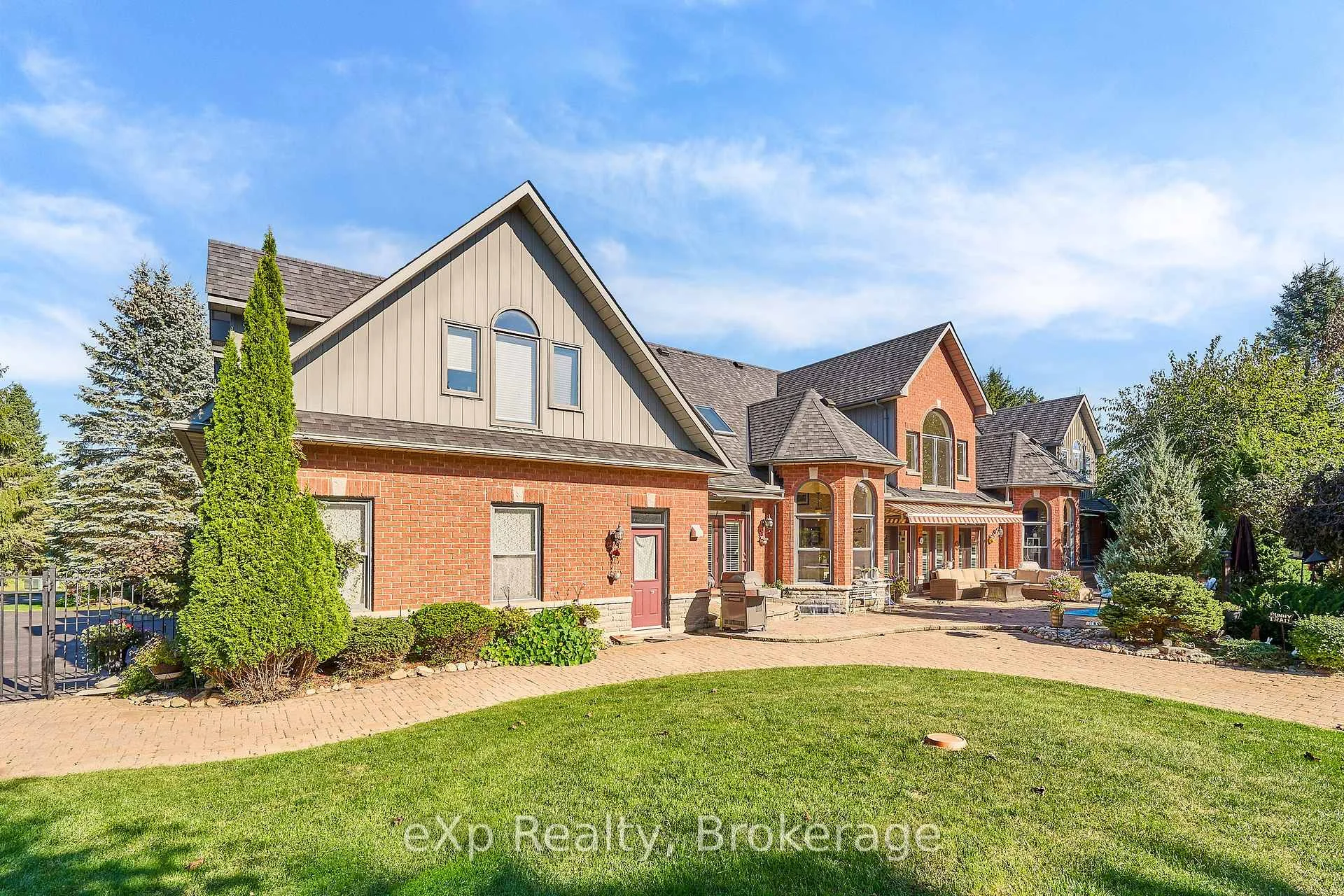 Photo 17 of 7860 Cedarbrook Trail, Whitby, Rural Whitby — HOMEH