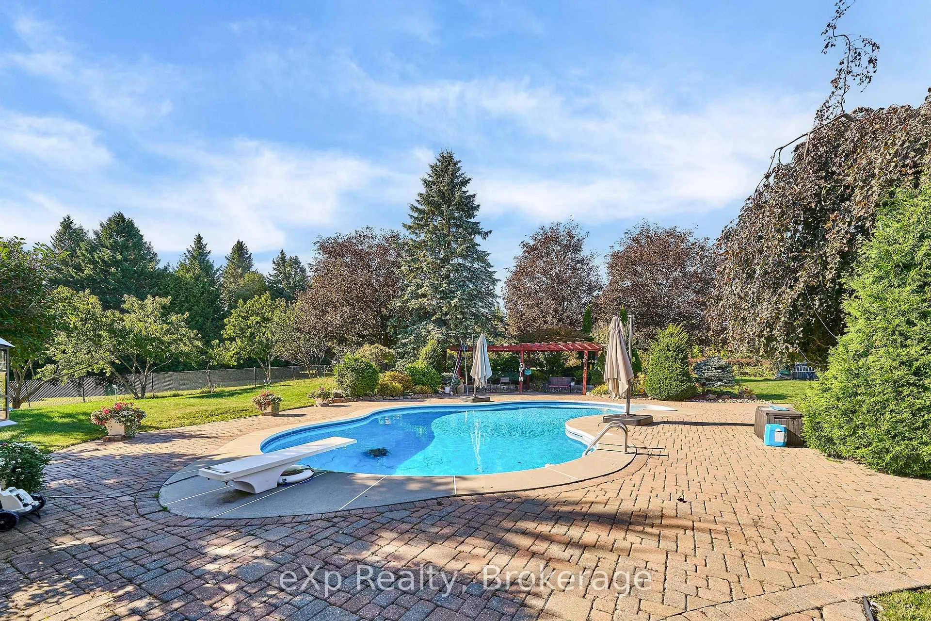 Photo 31 of 7860 Cedarbrook Trail, Whitby, Rural Whitby — HOMEH