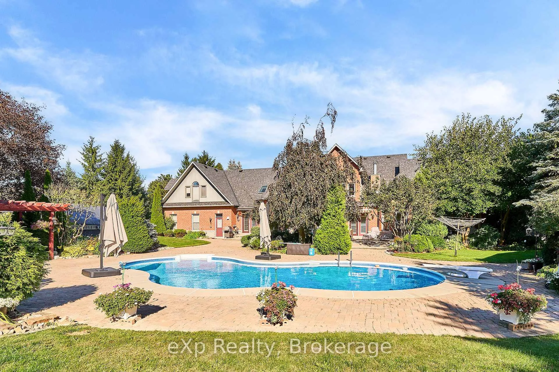 Photo 32 of 7860 Cedarbrook Trail, Whitby, Rural Whitby — HOMEH
