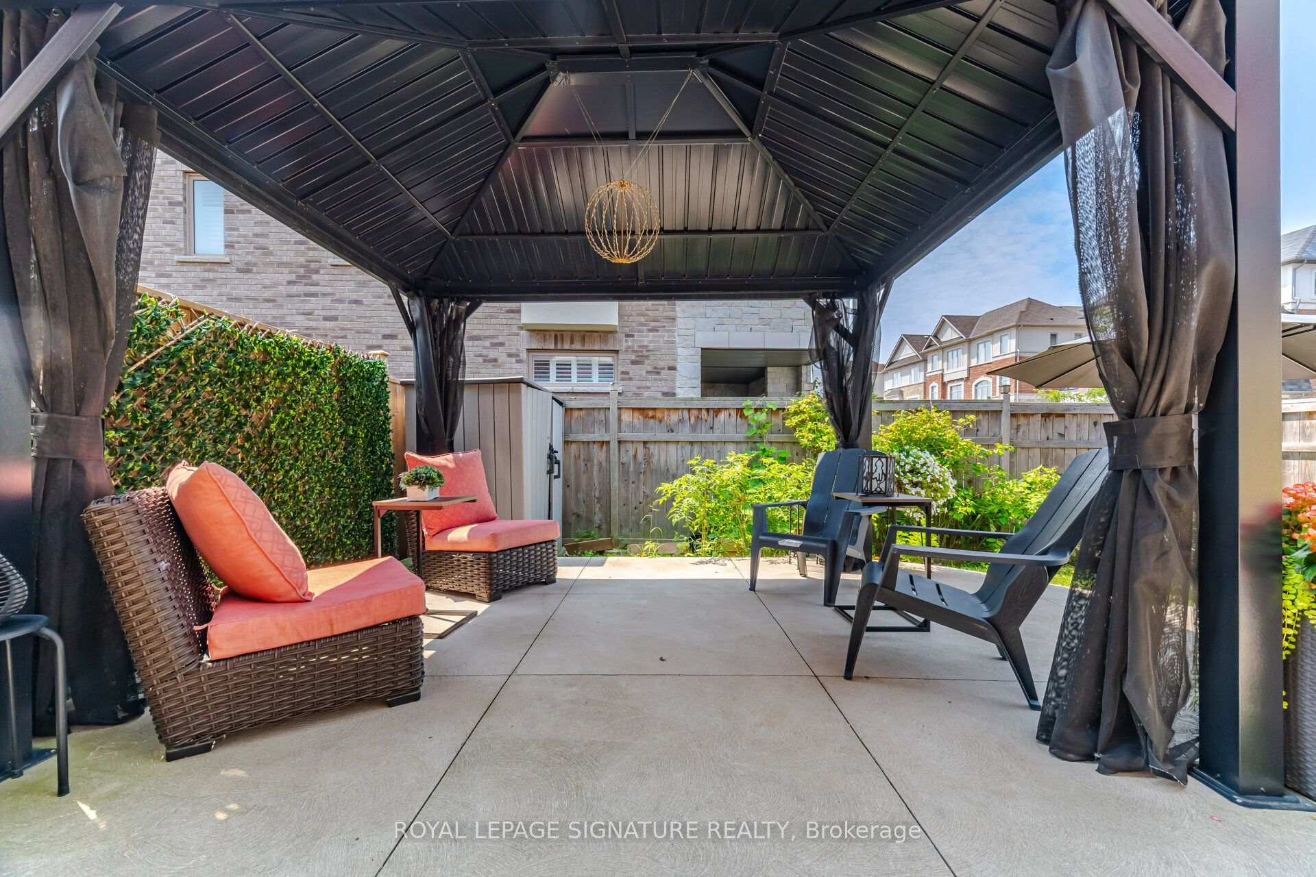Photo 44 of 3839 Tufgar Crescent, Burlington, Alton — HOMEH
