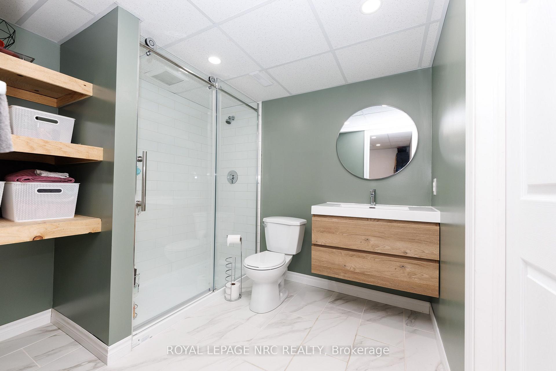 Photo 27 of 7794 White Pine Crescent, Niagara Falls, Brown — HOMEH