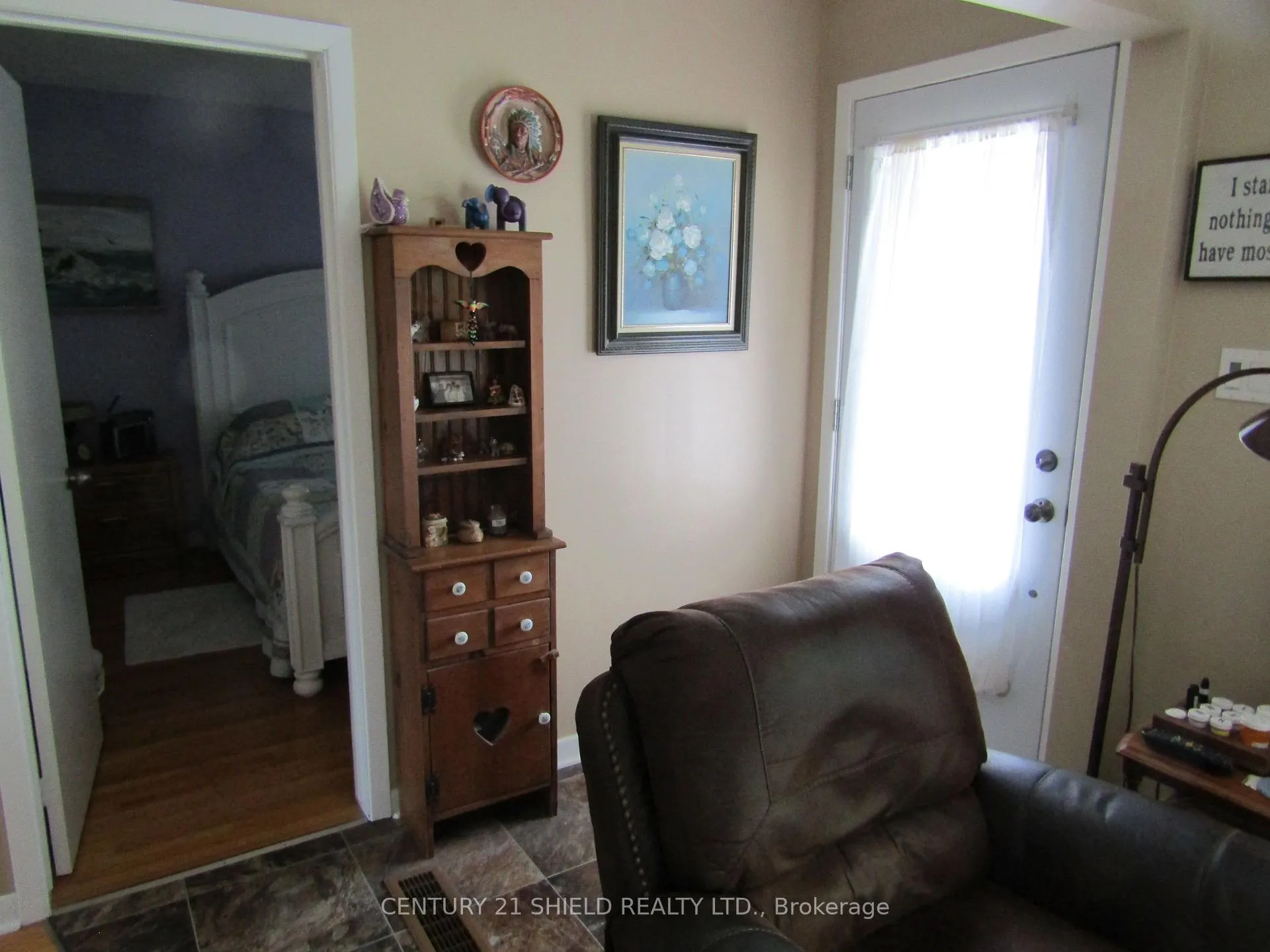 Photo 6 of 347 Fourteenth Street W, Cornwall — HOMEH