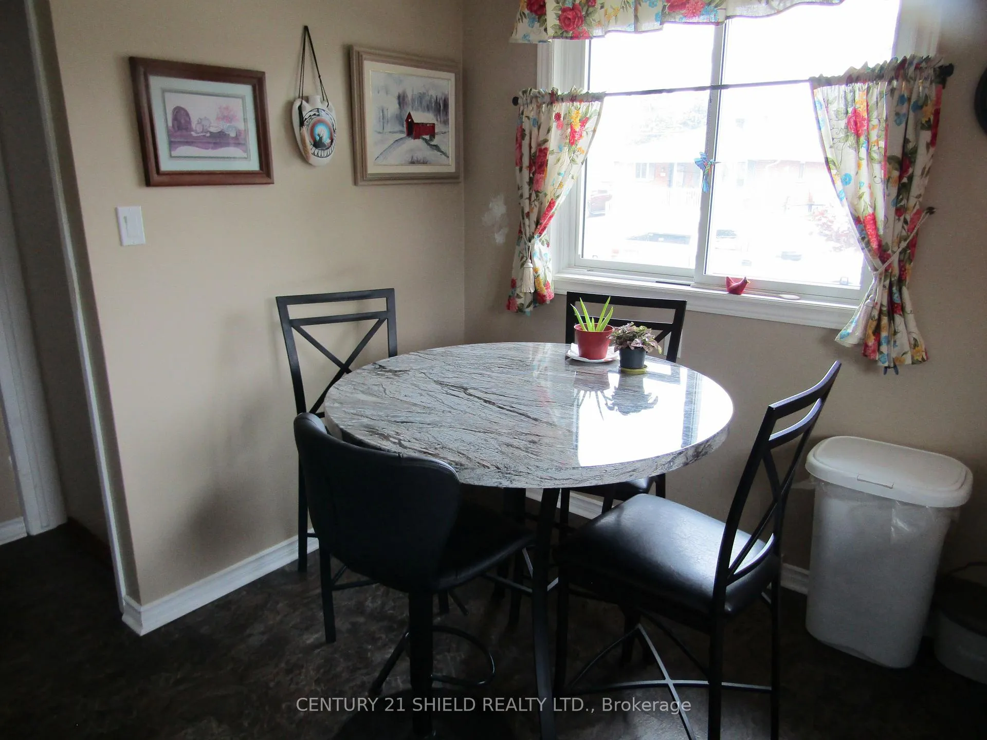 Photo 14 of 347 Fourteenth Street W, Cornwall — HOMEH