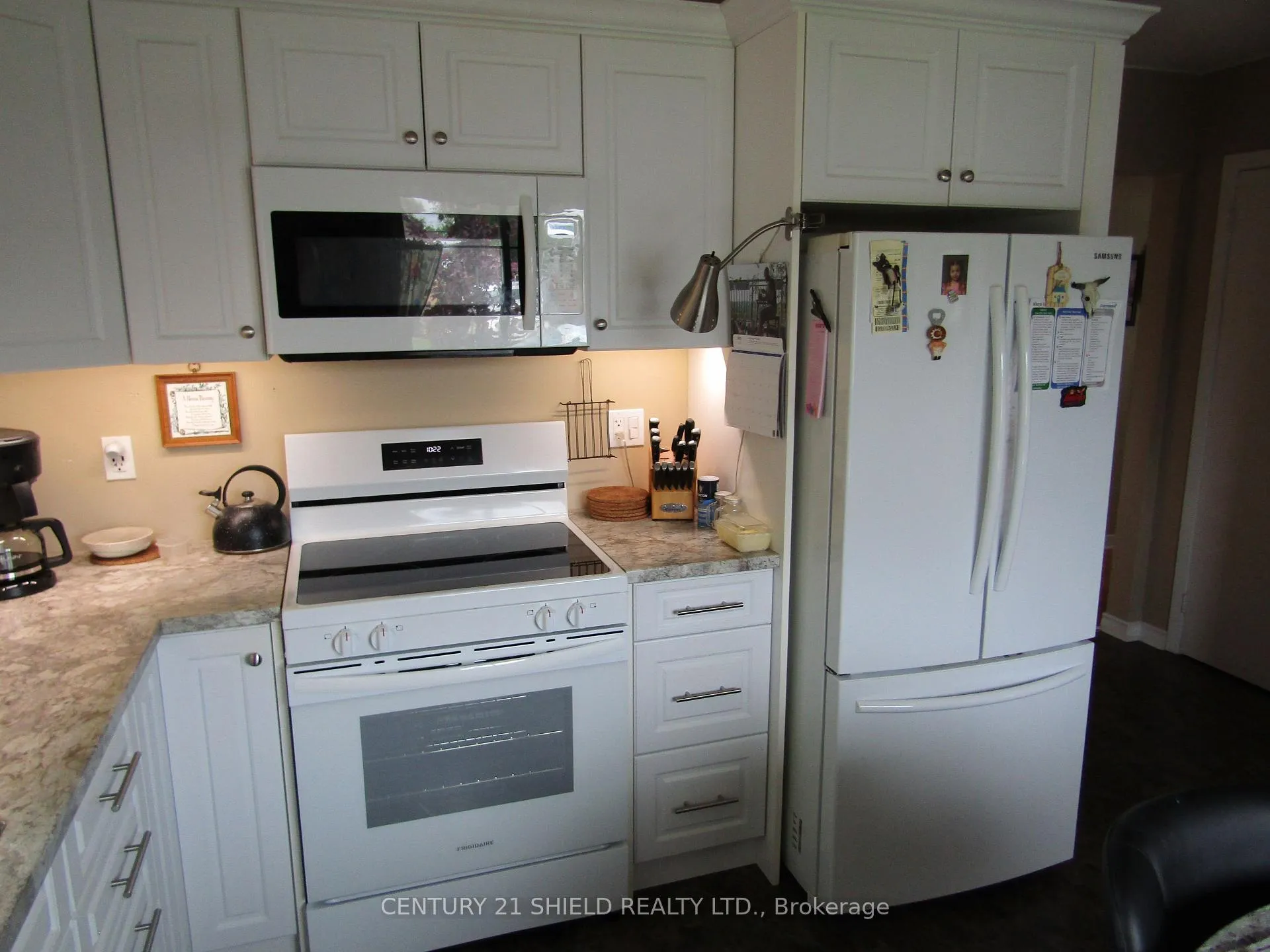 Photo 17 of 347 Fourteenth Street W, Cornwall — HOMEH